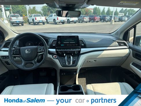 Used 2025 Honda Odyssey EX-L image 10