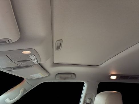 Used 2020 Nissan Armada Platinum w/ Captain's Chairs Package AWD/4WD image 9