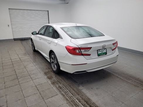 Used 2018 Honda Accord EX image 5