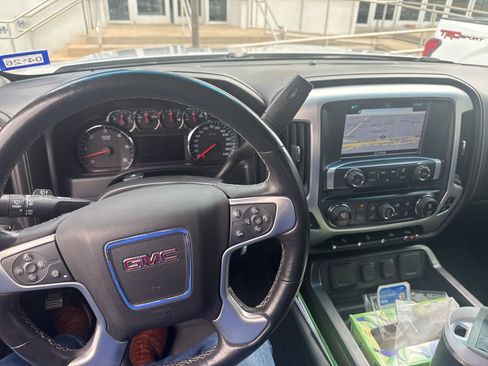 Used 2017 GMC Sierra 1500 SLT w/ Texas SLT Premium Package image 14