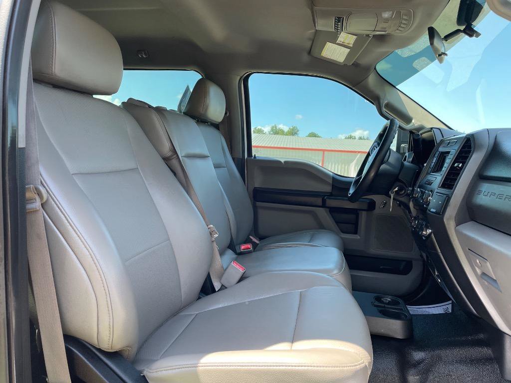 Used 2017 Ford F250 XL w/ Power Equipment Group AWD/4WD image 19