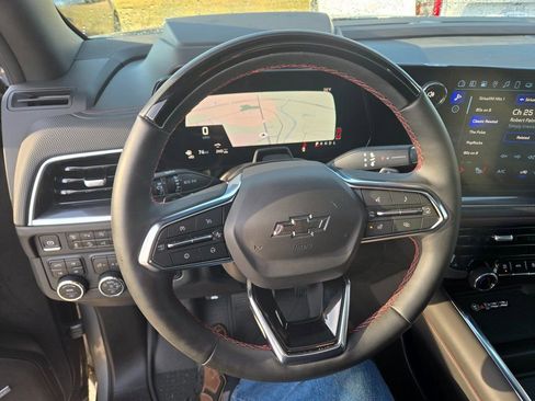 Used 2025 Chevrolet Tahoe RST w/ Advanced Technology Package image 12