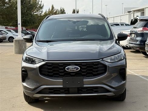 Used 2024 Ford Escape ST-Line image 7