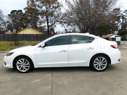 Used 2016 Acura ILX FWD image 3