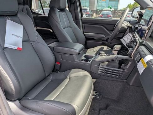 New 2026 Toyota 4Runner Limited AWD/4WD image 32
