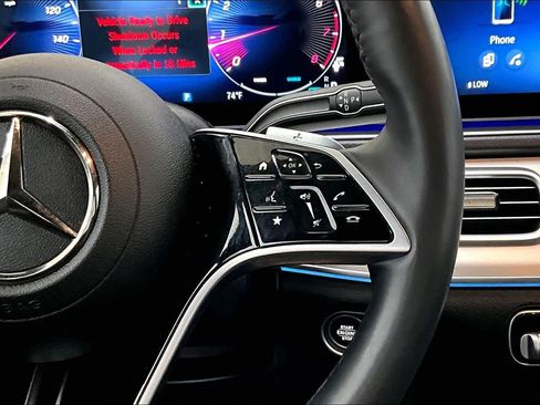 Certified 2025 Mercedes-Benz GLS 450 4MATIC image 23