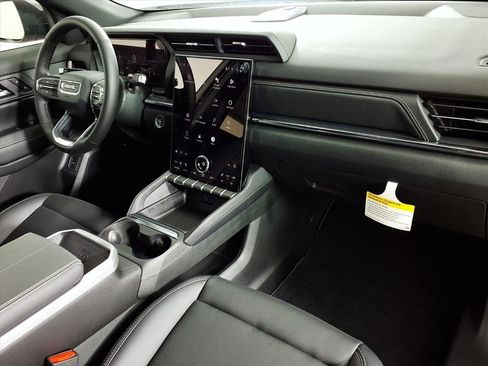 New 2026 GMC Terrain Elevation w/ Elevation Premium Package image 21