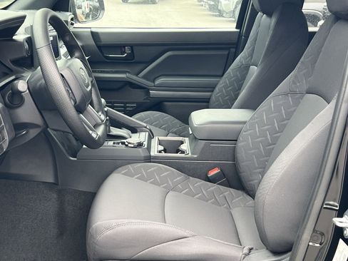 New 2025 Toyota Tacoma SR5 image 7