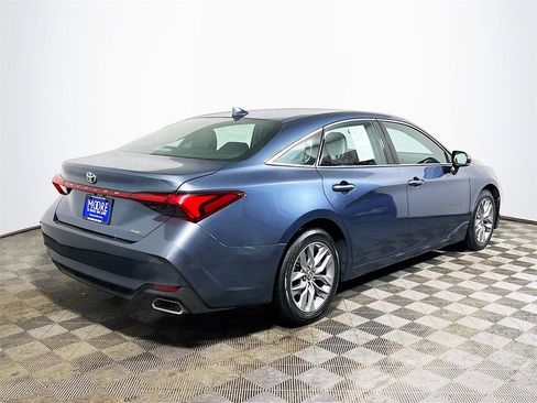 Certified 2021 Toyota Avalon XLE image 8