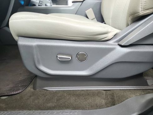 Used 2019 Ford Expedition Max XLT RWD image 21