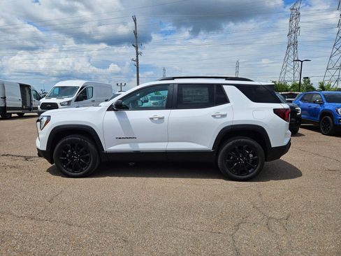 New 2026 GMC Terrain Elevation w/ Elevation Premium Package AWD/4WD image 2