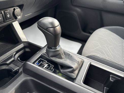 Used 2023 Toyota Tacoma TRD Sport image 23