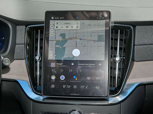 New 2025 Volvo XC90 T8 Plus w/ Protection Package Premier image 27