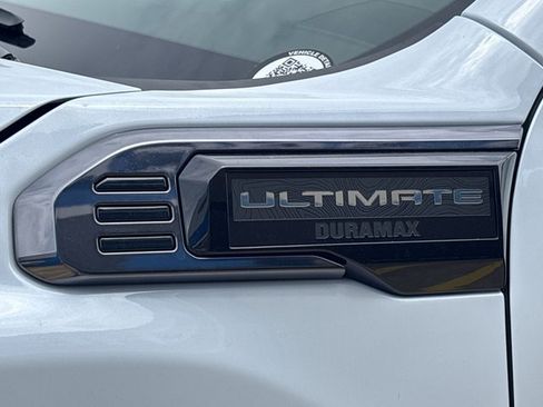New 2026 GMC Sierra 3500 Denali Ultimate AWD/4WD image 13