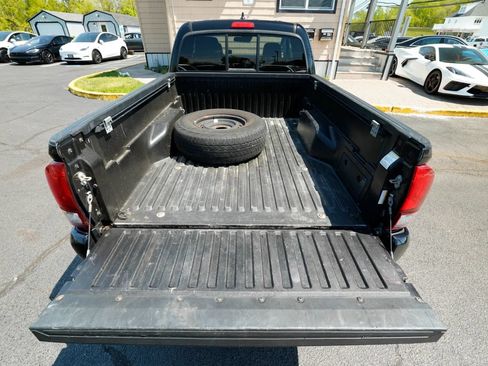 Used 2019 Toyota Tacoma SR w/ SR Convenience Package AWD/4WD image 23