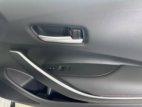 Used 2023 Toyota Corolla SE image 10