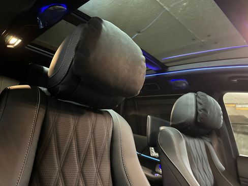 New 2026 Mercedes-Benz Maybach GLS 600 4MATIC image 24