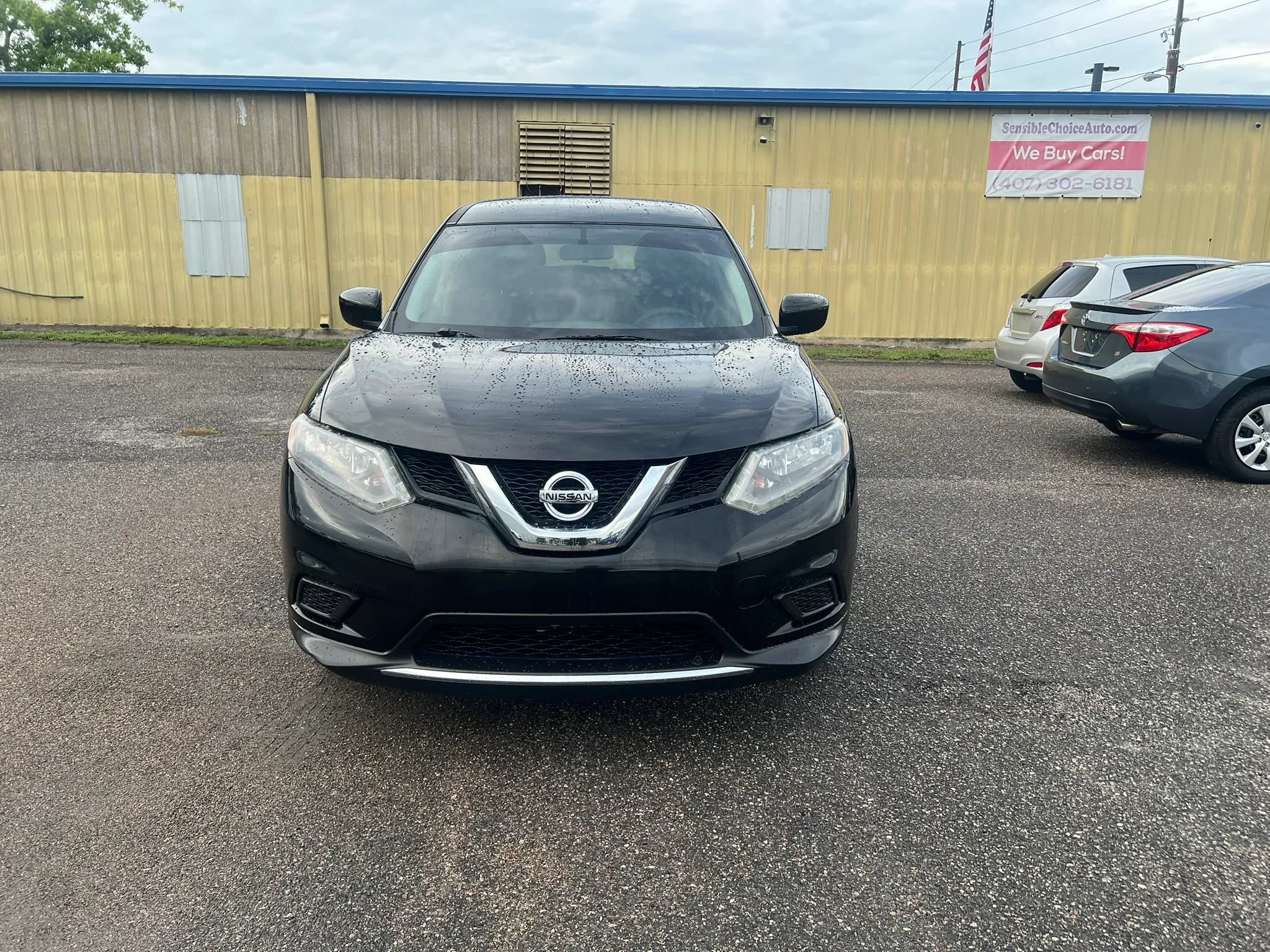 Used 2016 Nissan Rogue S FWD image 3