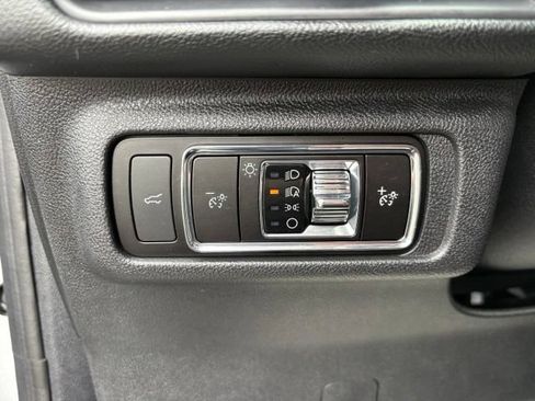 Used 2023 Lincoln Corsair Reserve w/ Equipment Group 201A AWD/4WD image 23