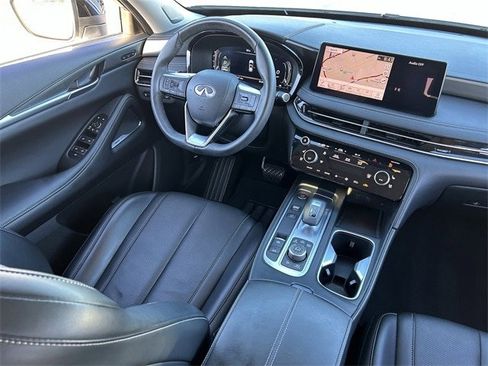 Certified 2025 INFINITI QX60 Luxe image 15