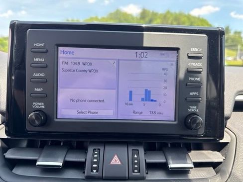 Used 2019 Toyota RAV4 XLE Premium AWD/4WD image 12