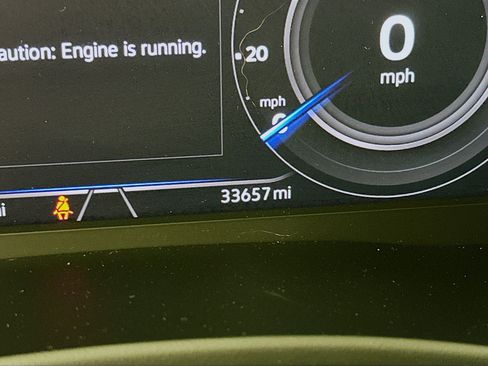 Used 2022 Volkswagen Atlas SEL Premium image 19