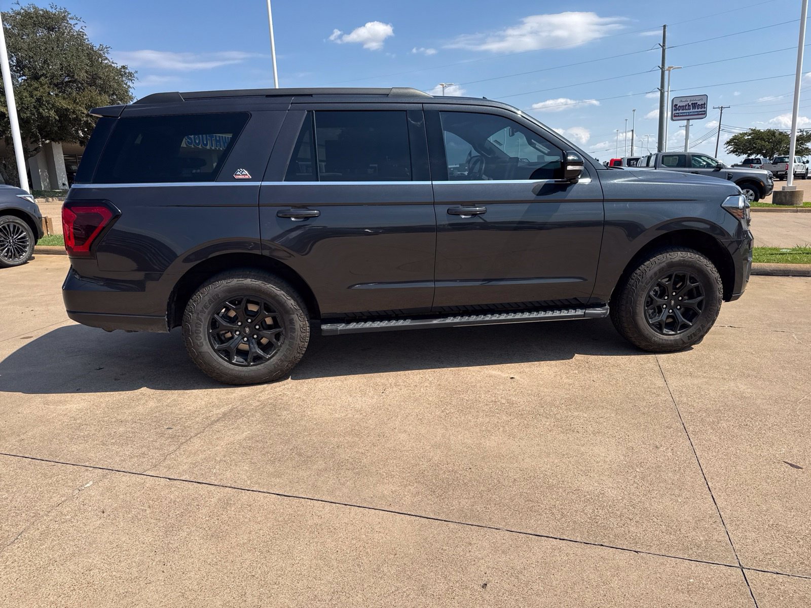 Used 2022 Ford Expedition Timberline AWD/4WD image 8