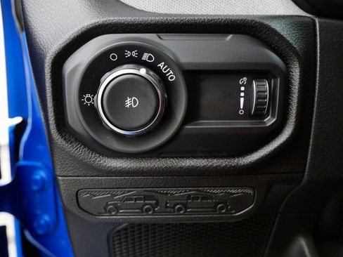 Used 2024 Jeep Wrangler Sport S image 25