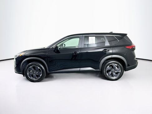Used 2025 Nissan Rogue SV FWD image 4