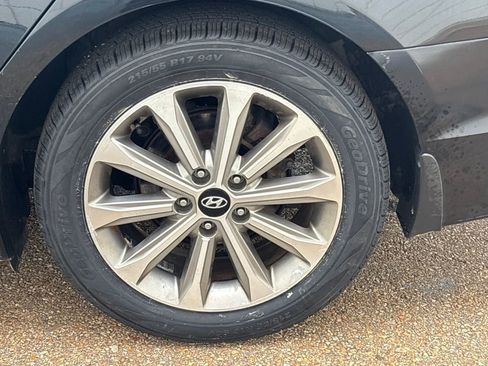 Used 2016 Hyundai Sonata Limited w/ Cargo Package image 26