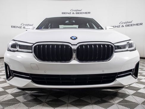 Used 2023 BMW 530i w/ Premium Package RWD image 5