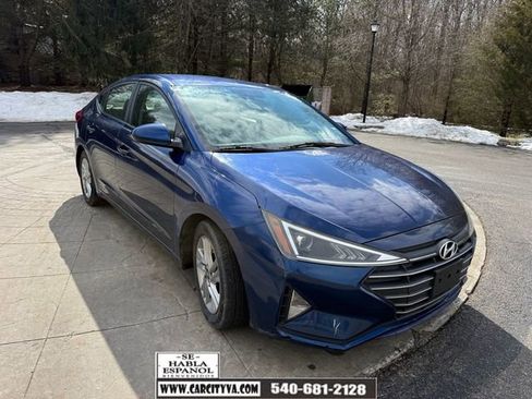 Used 2020 Hyundai Elantra SEL image 1