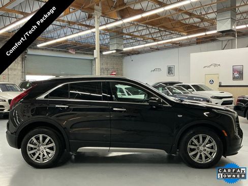 Used 2021 Cadillac XT4 Premium Luxury image 2