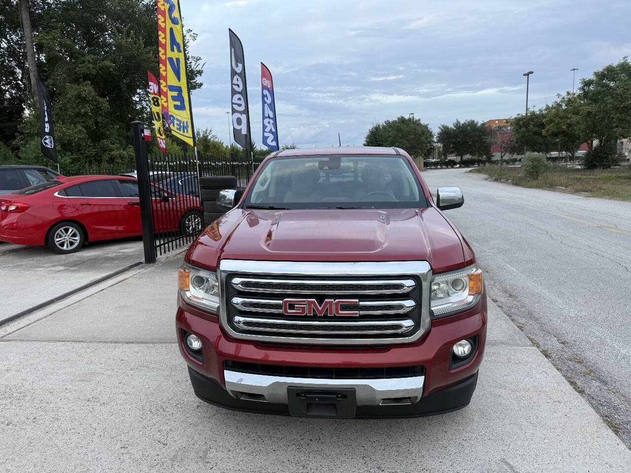 Used 2016 GMC Canyon SLT w/ Driver Alert Package AWD/4WD image 4