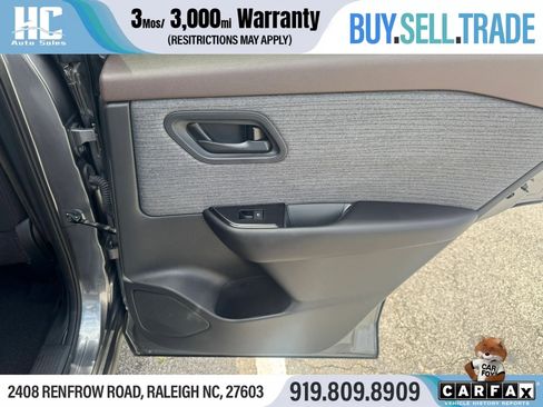 Used 2023 Nissan Rogue S AWD/4WD image 18