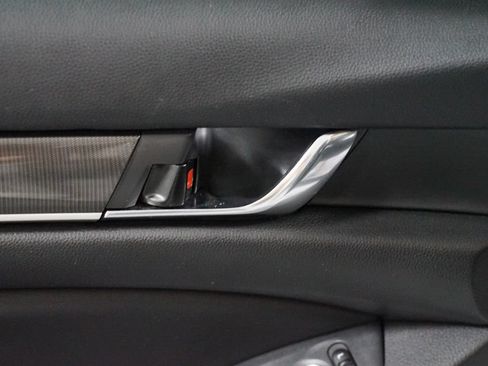 Used 2022 Honda Accord Sport image 29
