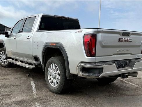 Used 2023 GMC Sierra 2500 SLT image 3