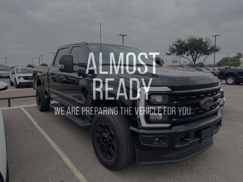 Certified 2024 Ford F250 Lariat w/ Lariat Ultimate Package image 5