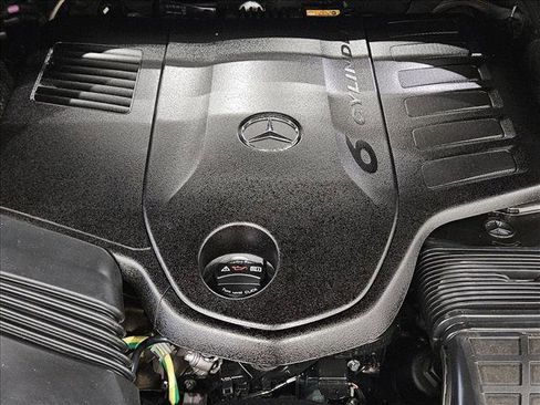 New 2026 Mercedes-Benz GLS 450 4MATIC image 16