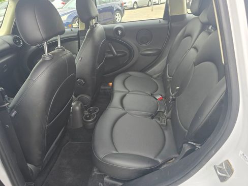 Used 2014 MINI Cooper Countryman FWD image 12