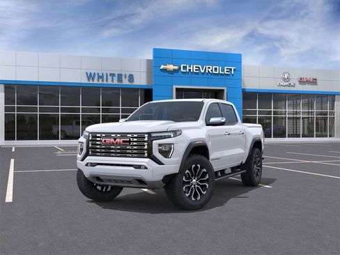 New 2026 GMC Canyon Denali image 8