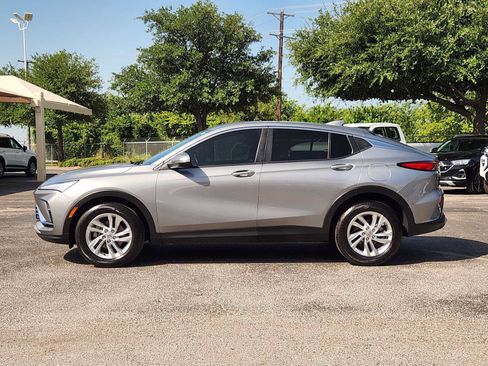 Used 2024 Buick Envista Preferred w/ Convenience I Package FWD image 5