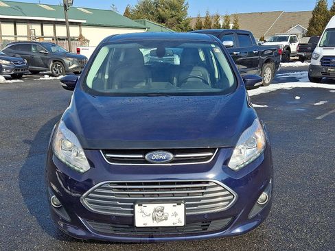Used 2017 Ford C-MAX Titanium w/ Equipment Group 301A image 2
