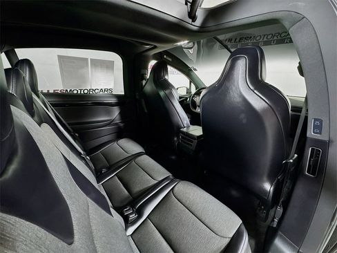 Used 2018 Tesla Model X 100D image 26