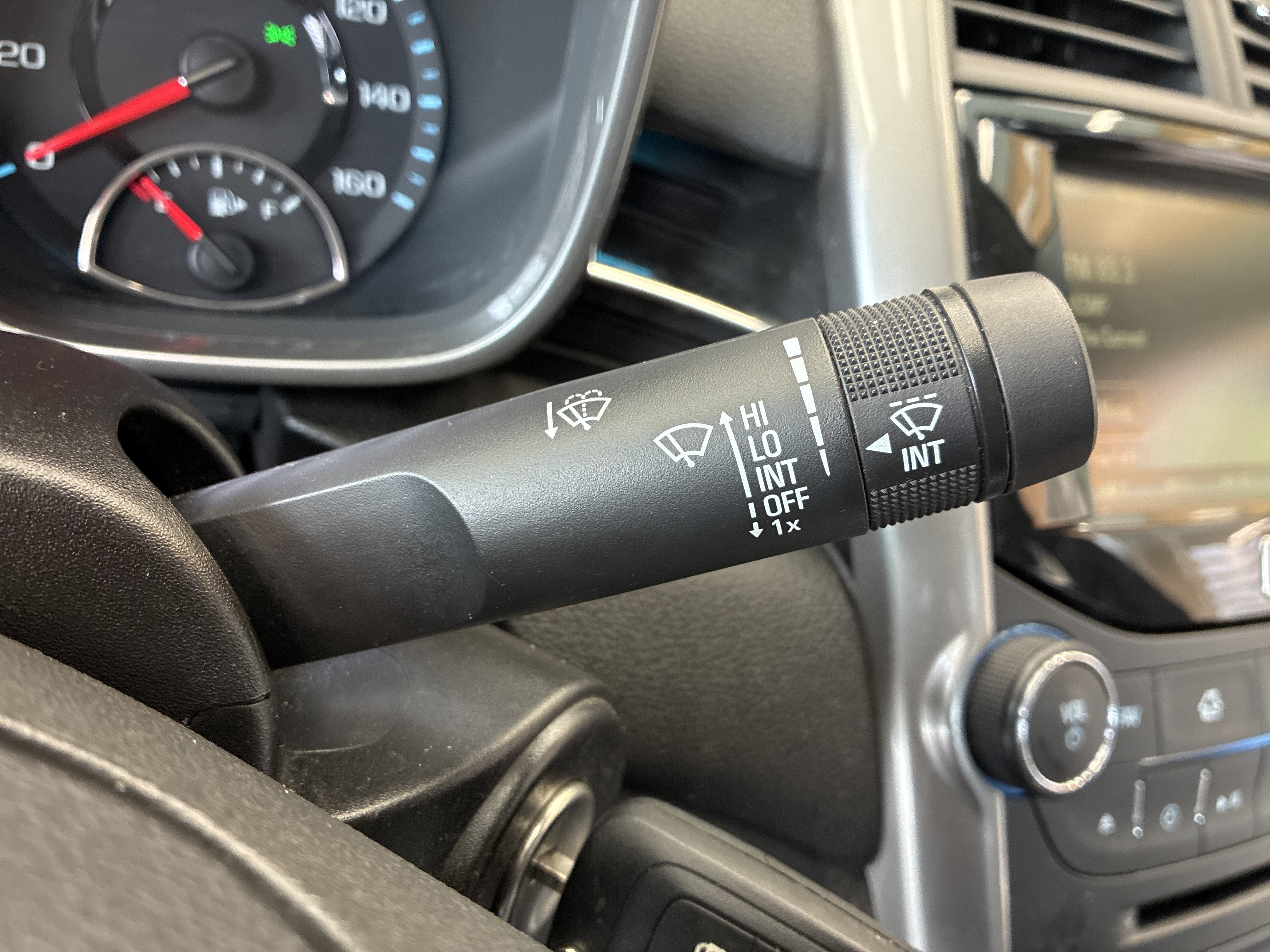 Used 2015 Chevrolet Malibu LT w/ Power Convenience Package FWD image 23