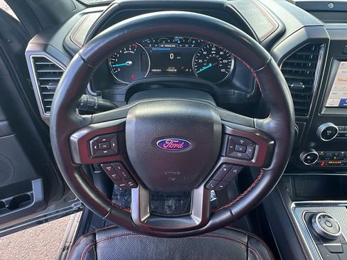 Used 2021 Ford Expedition Max Limited image 18
