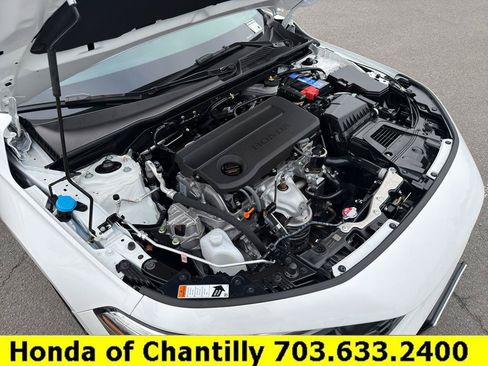 Certified 2025 Honda Civic Sport image 31