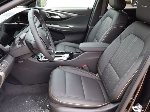 New 2026 Buick Envista Avenir FWD image 10