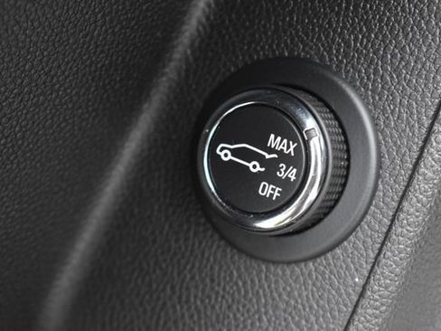 Certified 2023 Chevrolet Traverse LT FWD image 23