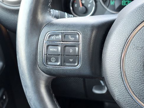 Used 2015 Jeep Wrangler Sport AWD/4WD image 17